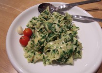 Bandnudeln mit Spinat und Lachs