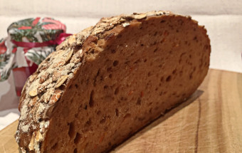 Wurzelbrot mit Saaten